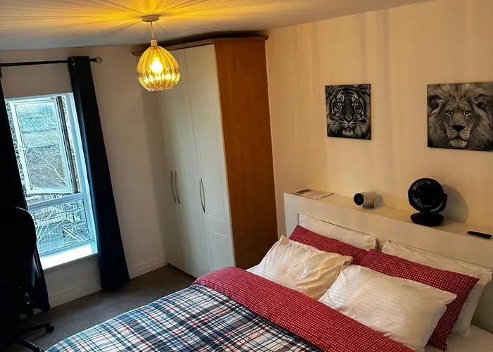 Проживание в семье Spacious En-suite