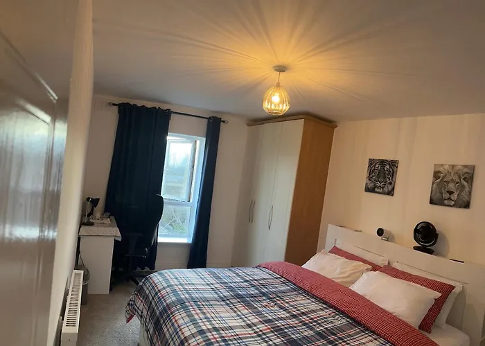 Spacious En-suite Клондолкин