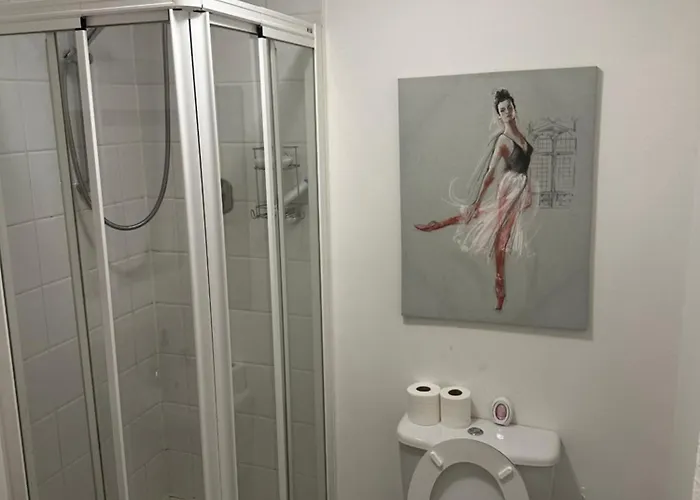 Проживание в семье Spacious En-suite